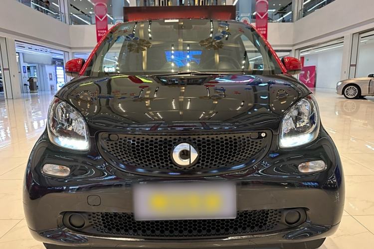 Used smart fortwo 2015 1.0L 52 kW Hardtop Passion Edition Exterior 5