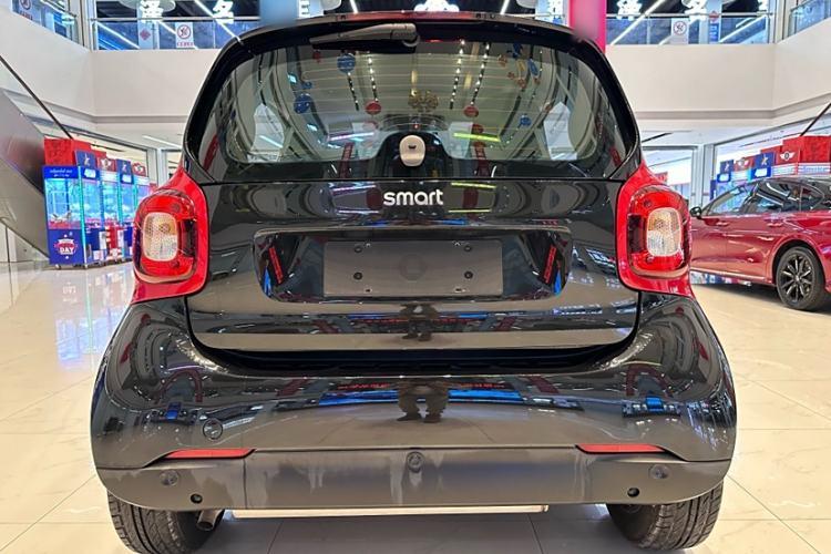 Used smart fortwo 2015 1.0L 52 kW Hardtop Passion Edition Exterior 6