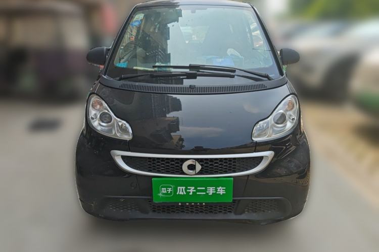 Used smart fortwo 2015 1.0 MHD New Year Special Edition Front