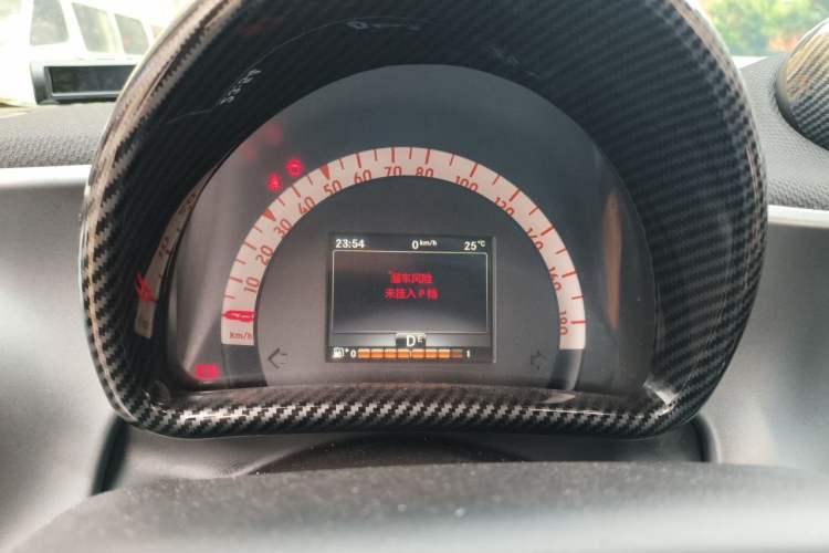 Used smart fortwo 2015 1.0L 52 kW Hardtop Passion Edition Instrument Cluster