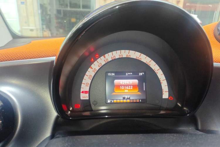 Used smart fortwo 2015 1.0L 52 kW Hardtop Passion Edition Instrument Cluster