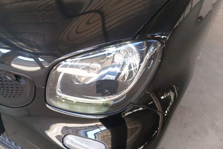 Used smart fortwo 2015 1.0L 52 kW Hardtop Passion Edition Left Front Headlight