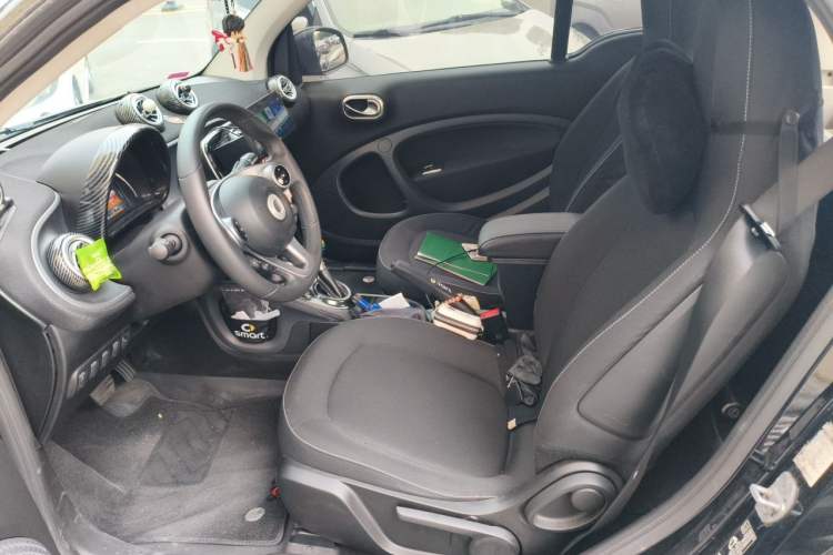 Used smart fortwo 2015 1.0L 52 kW Hardtop Passion Edition Left Front Seat