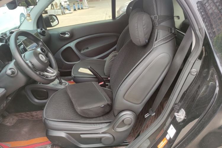 Used smart fortwo 2015 1.0L 52 kW Hardtop Passion Edition Left Front Seat