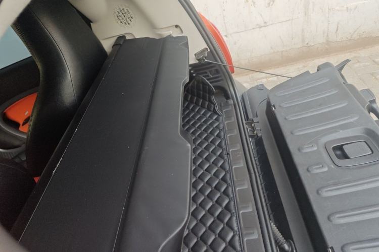 Used smart fortwo 2015 1.0L 52 kW Hardtop Passion Edition Left Rear Seat