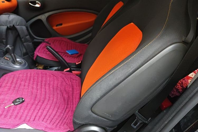Used smart fortwo 2015 1.0L 52 kW Hardtop Passion Edition Left Rear Seat