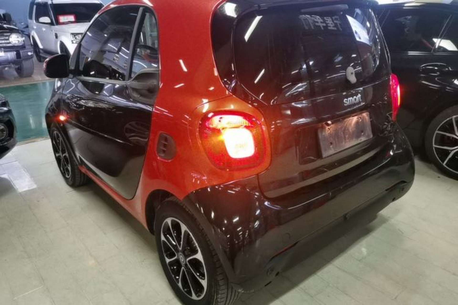 Used smart fortwo 2015 1.0L 52 kW Hardtop Passion Edition Rear Left 45 Deg