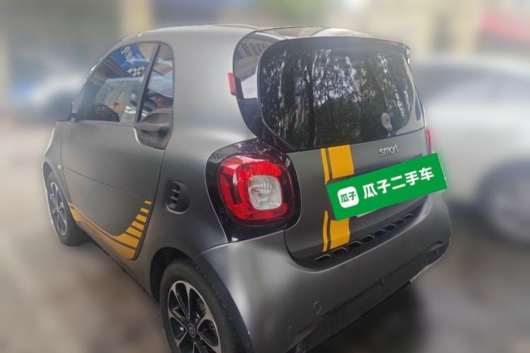 Used smart fortwo 2015 1.0L 52 kW Hardtop Passion Edition Rear Left 45 Deg