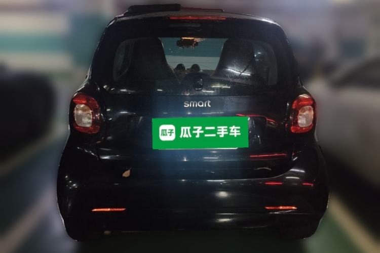 Used smart fortwo 2015 1.0L 52 kW hardtop Dynamic version Rear
