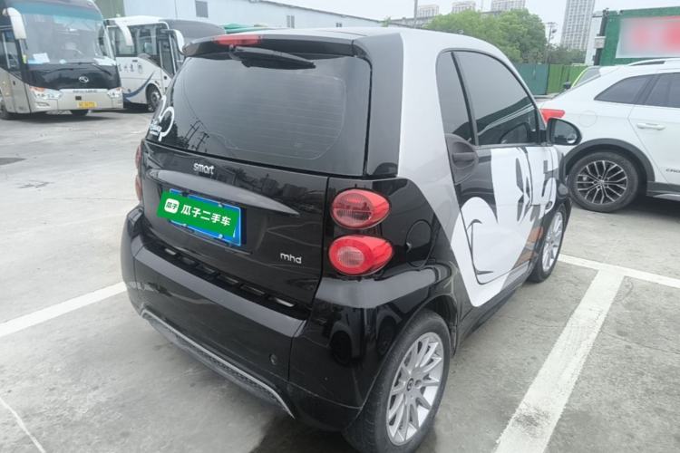 Used smart fortwo 2015 1.0 MHD Comfort Travel Edition Rear Right 45 Deg