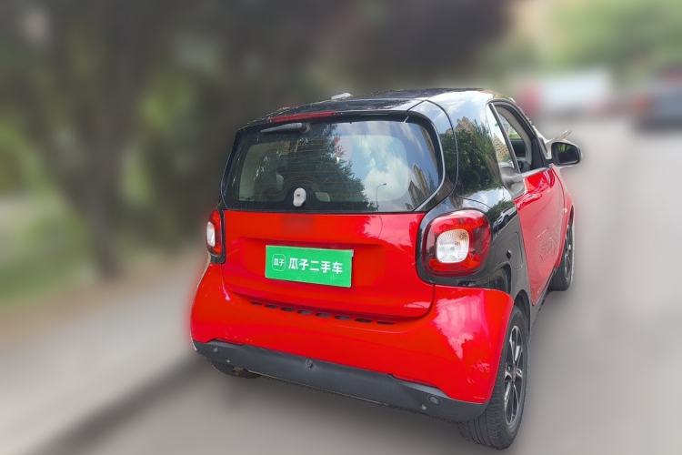 Used smart fortwo 2015 1.0L 52 kW Hardtop Passion Edition Rear Right 45 Deg