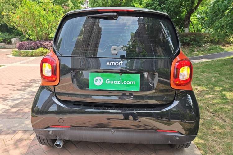 Used smart fortwo 2015 1.0L 52 kW Hardtop Passion Edition Rear