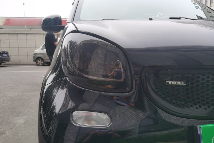 Used smart fortwo 2015 1.0L 52 kW Hardtop Passion Edition Right Front Headlight