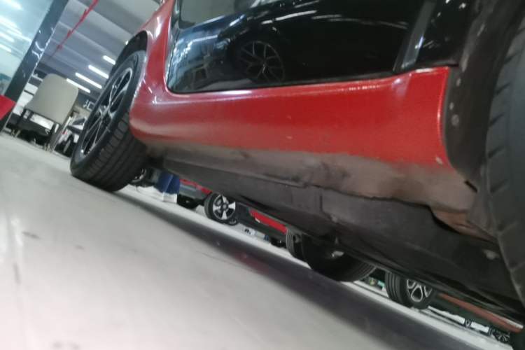 Used smart fortwo 2015 1.0L 52 kW Hardtop Passion Edition Right Side Sill
