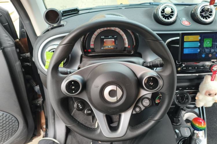 Used smart fortwo 2015 1.0L 52 kW Hardtop Passion Edition Steering Wheel