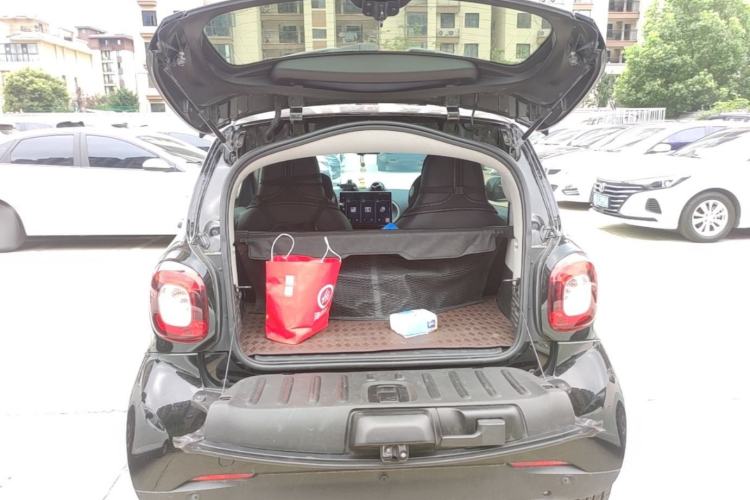Used smart fortwo 2015 1.0L 52 kW Hardtop Passion Edition Trunk