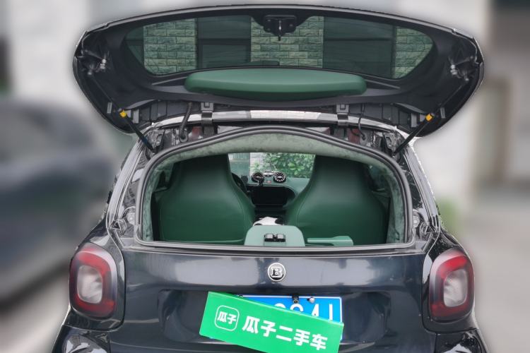 Used smart fortwo 2015 1.0L 52 kW Hardtop Passion Edition Trunk