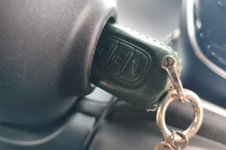Used smart fortwo 2015 1.0L 52 kW Hardtop Passion Edition Vehicle Key
