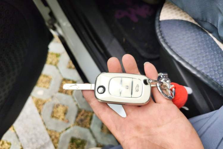 Used smart fortwo 2015 1.0L 52 kW hardtop Dynamic version Vehicle Key