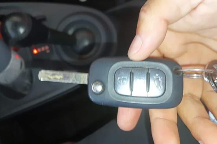 Used smart fortwo 2015 1.0L 52 kW Hardtop Passion Edition Vehicle Key