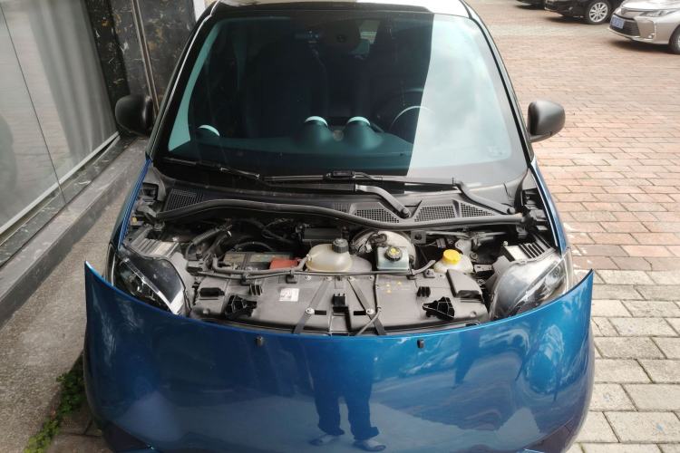 Used smart fortwo 2015 1.0L 52 kW hardtop Dynamic version Engine Bay