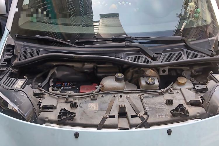 Used smart fortwo 2015 1.0L 52 kW Hardtop Passion Edition Engine Bay