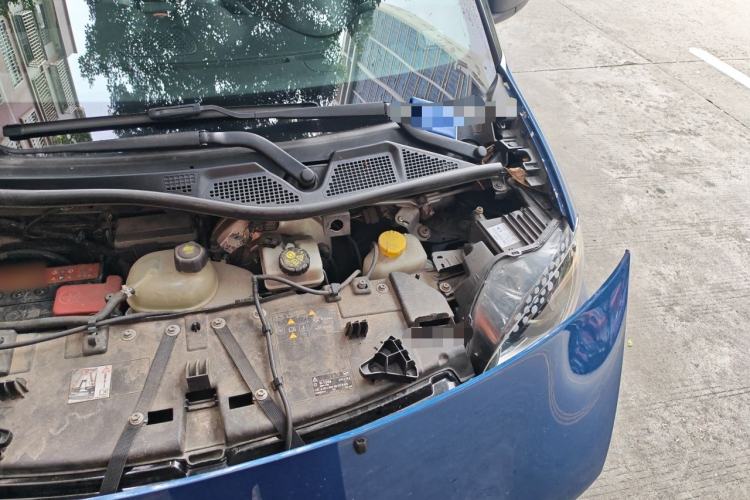 Used smart fortwo 2015 1.0L 52 kW Hardtop Passion Edition Engine Bay Left