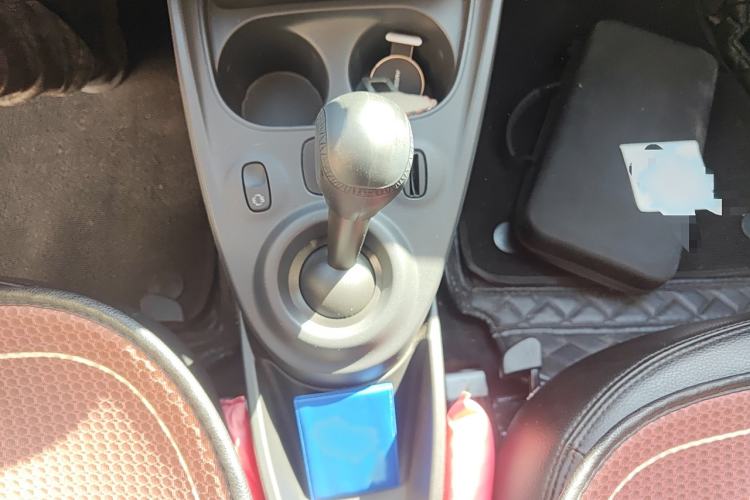 Used smart fortwo 2015 1.0L 52 kW Hardtop Passion Edition Gear Lever