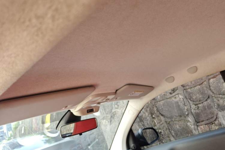 Used smart fortwo 2015 1.0L 52 kW hardtop Dynamic version Headliner