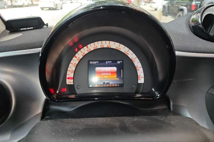 Used smart fortwo 2015 1.0L 52 kW Hardtop Passion Edition Instrument Cluster