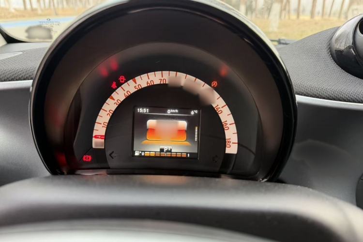 Used smart fortwo 2015 1.0L 52 kW Hardtop Passion Edition Interior 1
