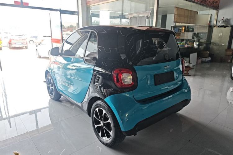 Used smart fortwo 2015 1.0L 52 kW Hardtop Passion Edition Rear Left 45 Deg
