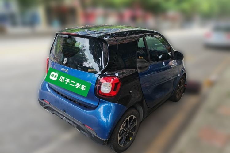 Used smart fortwo 2015 1.0L 52 kW Hardtop Passion Edition Rear Right 45 Deg
