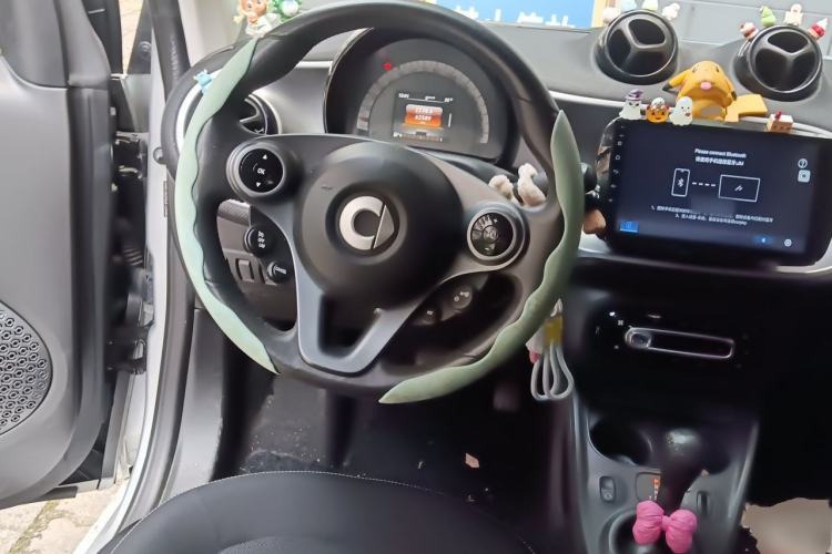 Used smart fortwo 2015 1.0L 52 kW Hardtop Passion Edition Steering Wheel