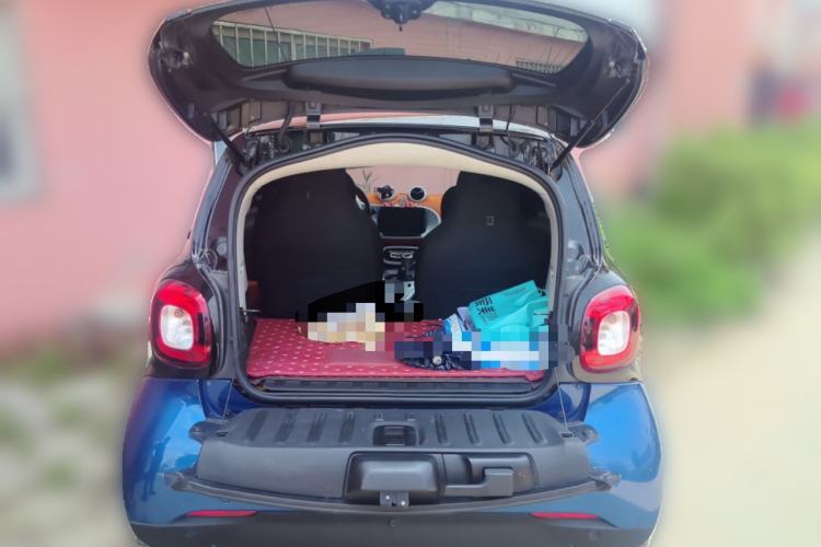 Used smart fortwo 2015 1.0L 52 kW Hardtop Passion Edition Trunk
