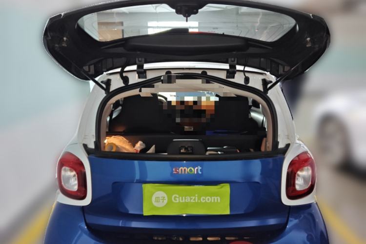Used smart fortwo 2015 1.0L 52 kW Hardtop Passion Edition Trunk