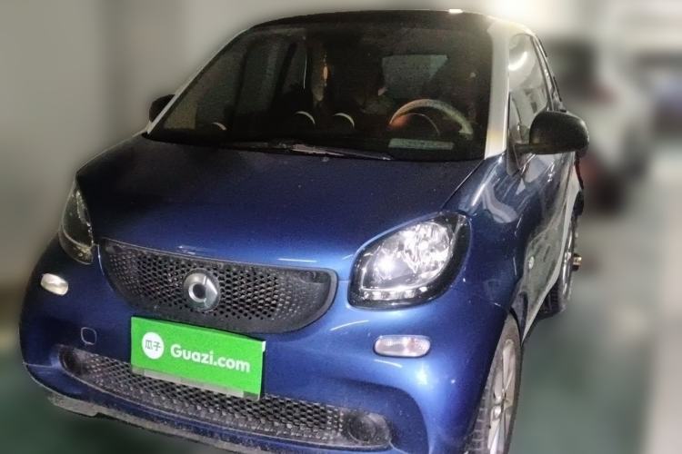 Used smart fortwo 2015 1.0L 52 kW hardtop Dynamic version Guazi used car, China used car export, Used car for sale, Used  cars, Cheapest cars for sale