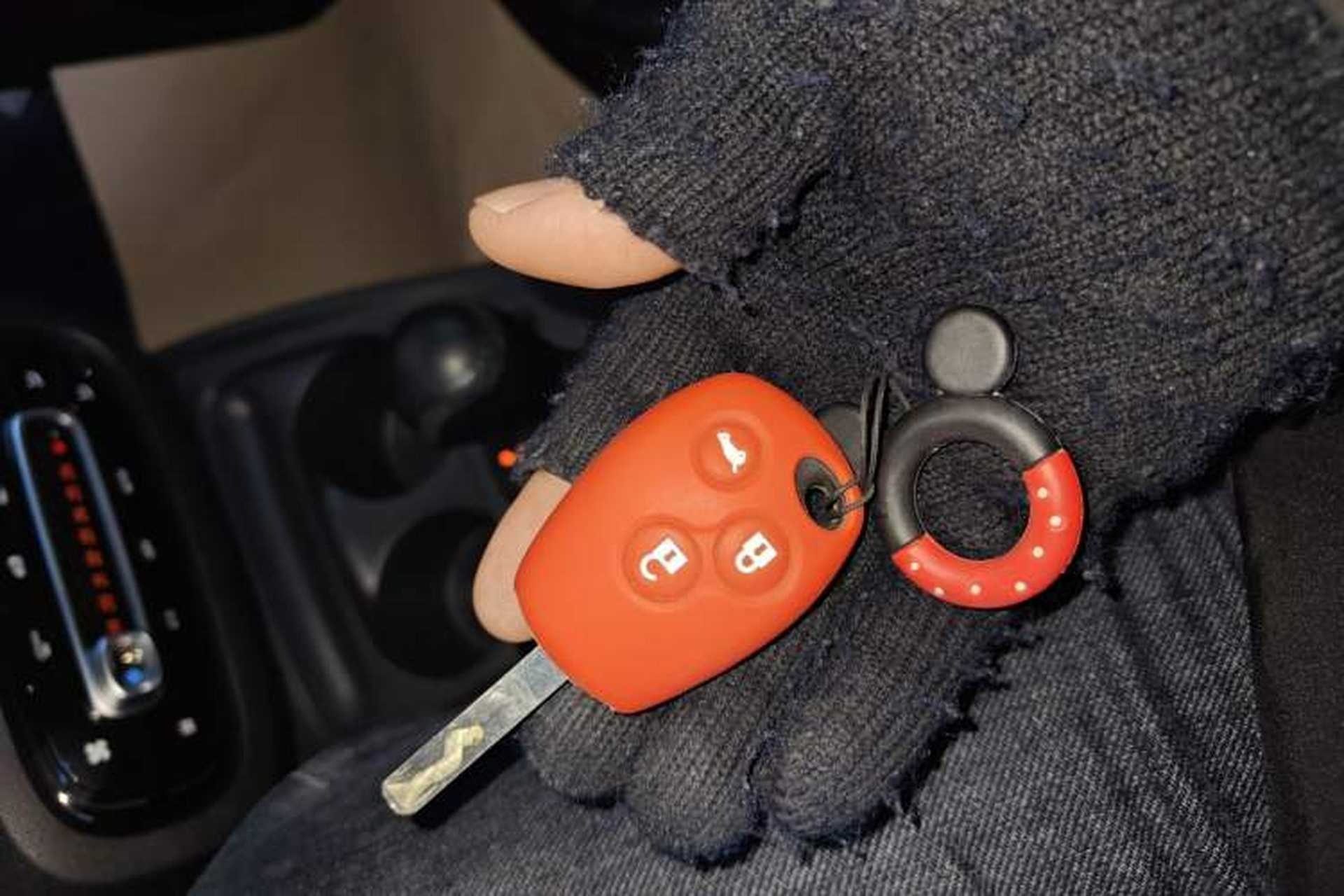 Used smart fortwo 2015 1.0L 52 kW hardtop Dynamic version Vehicle Key
