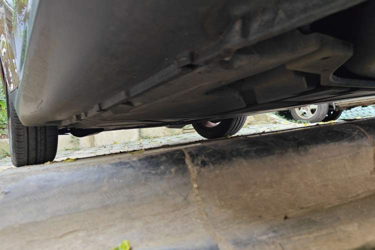 Used smart fortwo 2015 1.0 MHD New Year Special Edition Chassis Rear Left