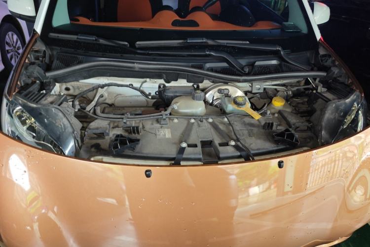 Used smart fortwo 2015 1.0L 52 kW Hardtop Passion Edition Engine Bay