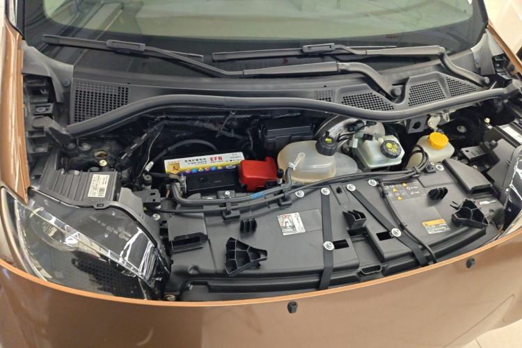 Used smart fortwo 2015 1.0L 52 kW hardtop Dynamic version Engine Bay