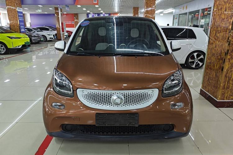 Used smart fortwo 2015 1.0L 52 kW Hardtop Passion Edition Exterior 1
