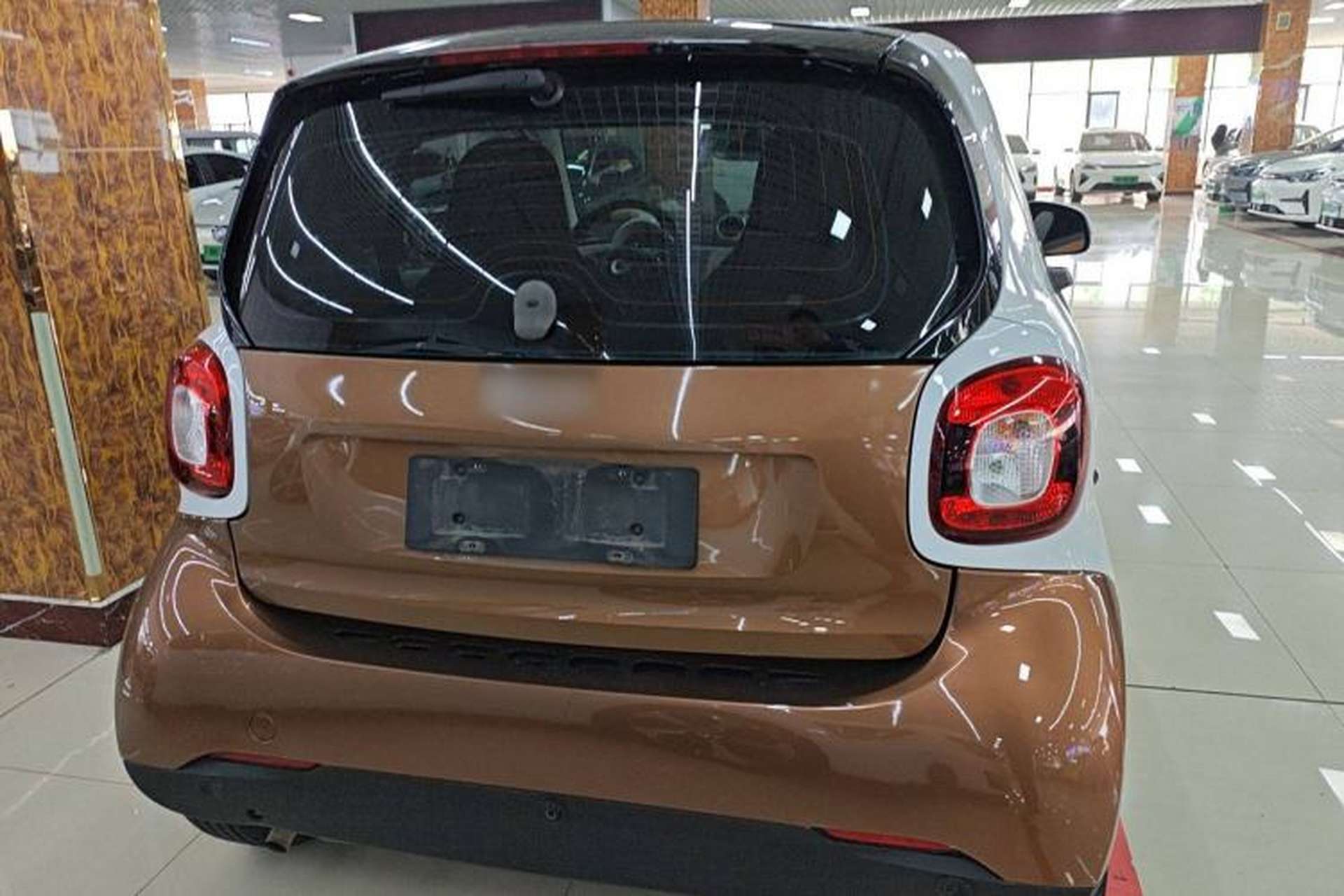 Used smart fortwo 2015 1.0L 52 kW Hardtop Passion Edition Exterior 4