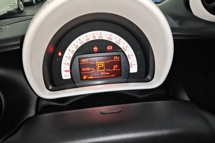 Used smart fortwo 2015 1.0L 52 kW hardtop Dynamic version Instrument Cluster