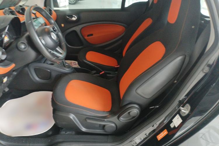 Used smart fortwo 2015 1.0L 52 kW Hardtop Passion Edition Left Front Seat