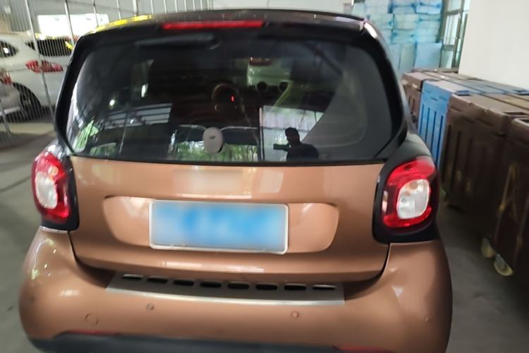 Used smart fortwo 2015 1.0L 52 kW hardtop Dynamic version Rear