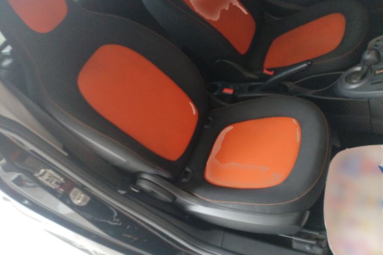 Used smart fortwo 2015 1.0L 52 kW Hardtop Passion Edition Right Front Seat