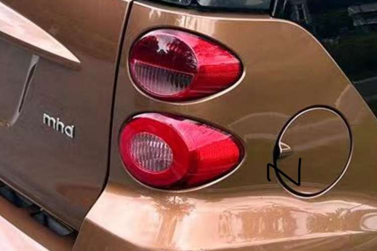 Used smart fortwo 2015 1.0 MHD New Year Special Edition Right Rear Taillight