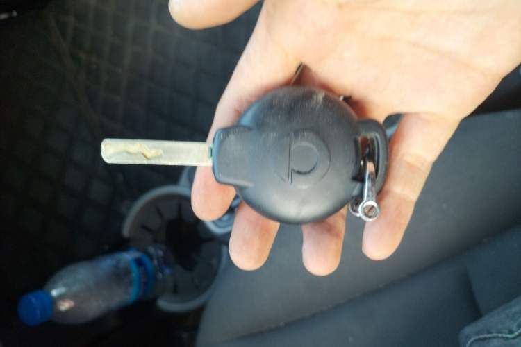 Used smart fortwo 2015 1.0 MHD New Year Special Edition Vehicle Key