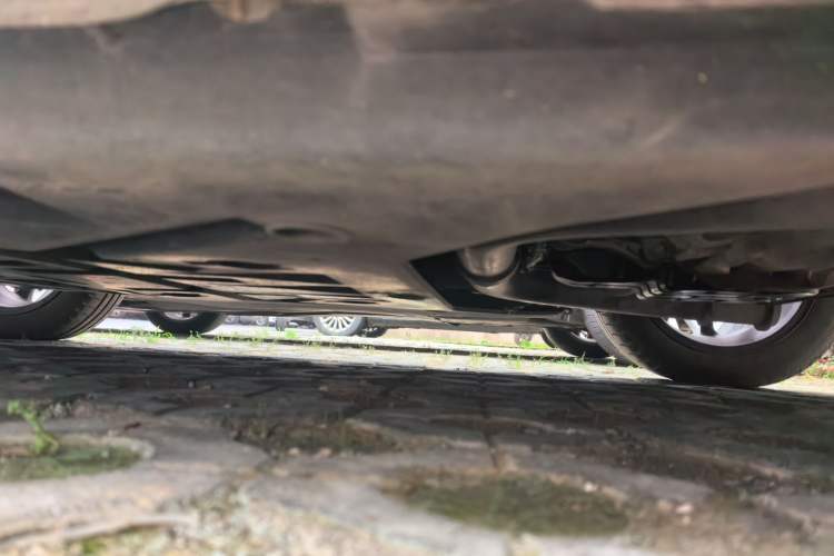 Used smart fortwo 2015 1.0L 52 kW Hardtop Passion Edition Chassis Rear Left